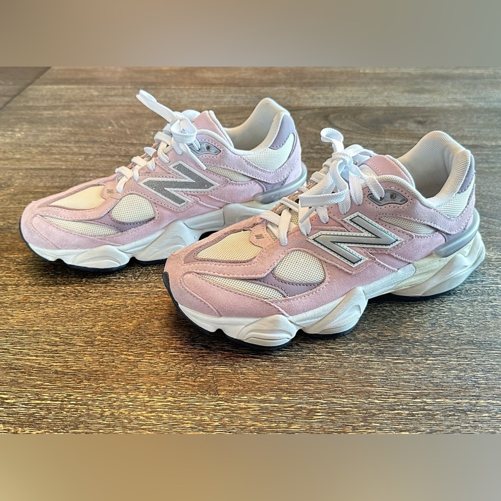 New Balance pink 9060 sneakers - pre-owned